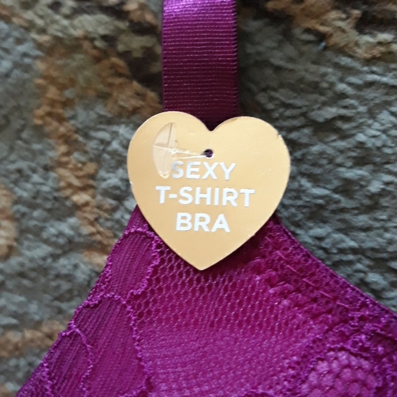 Juicy Couture sexy T-shirt bra - Picture 3 of 16